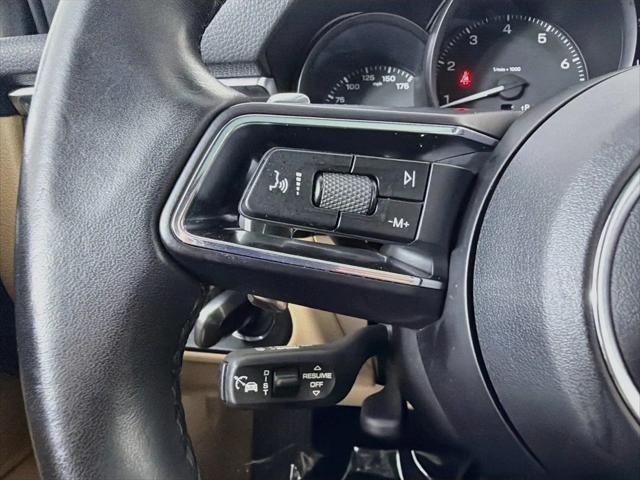 2023 Porsche Macan Macan