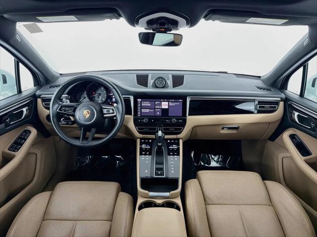 2023 Porsche Macan Macan