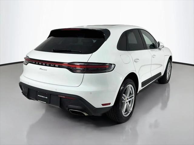 2023 Porsche Macan Macan