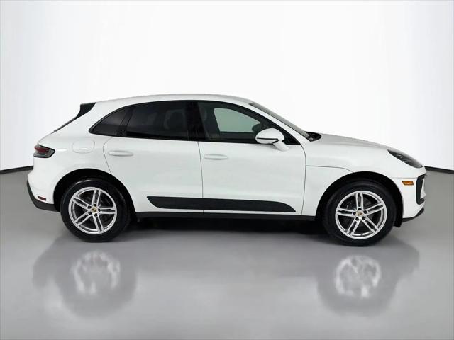 2023 Porsche Macan Macan