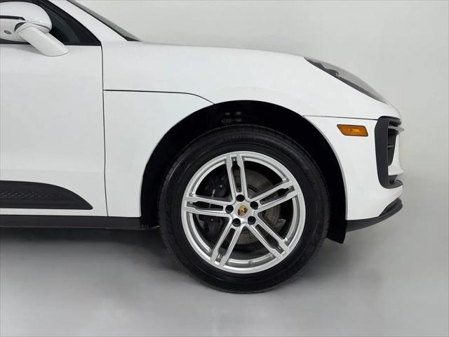 2023 Porsche Macan Macan