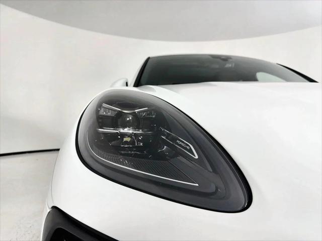 2023 Porsche Macan Macan