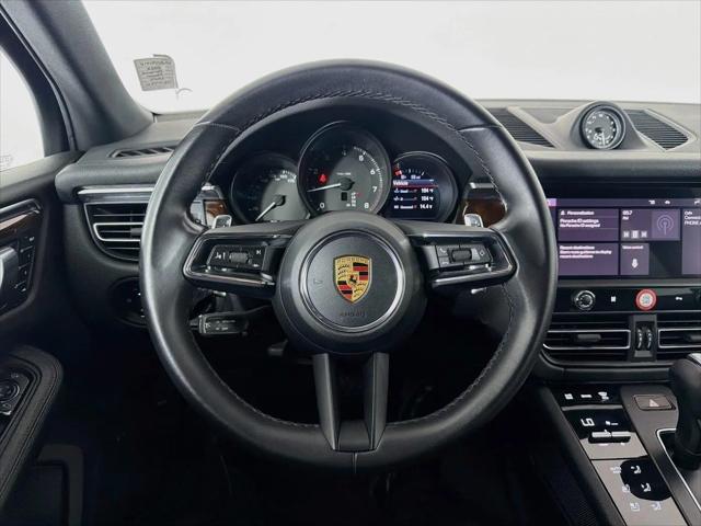 2022 Porsche Macan Macan