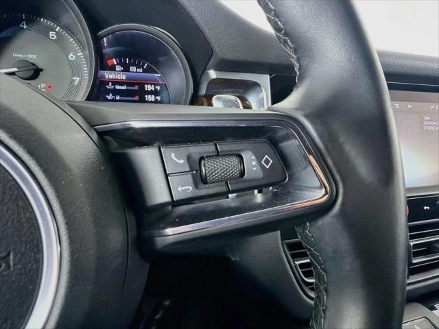 2022 Porsche Macan Macan