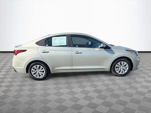 2020 Hyundai Accent SE