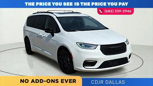 2025 Chrysler Pacifica Limited for sale in Dallas, TX