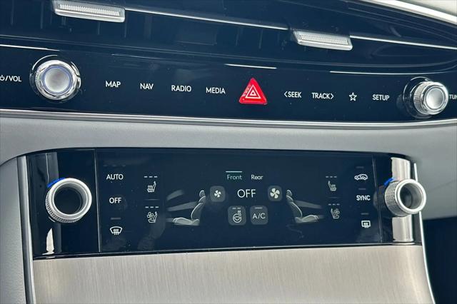 2026 Genesis GV70 2.5T Advanced