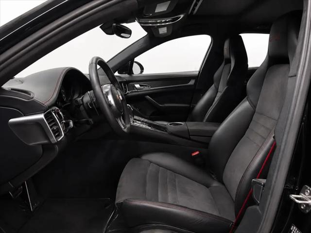 2016 Porsche Panamera GTS