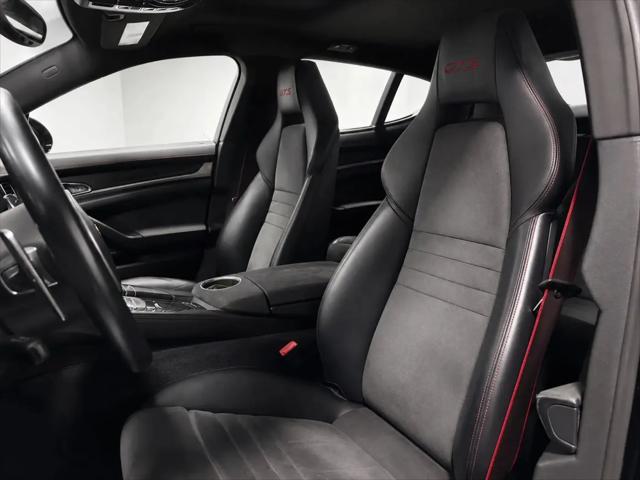 2016 Porsche Panamera GTS
