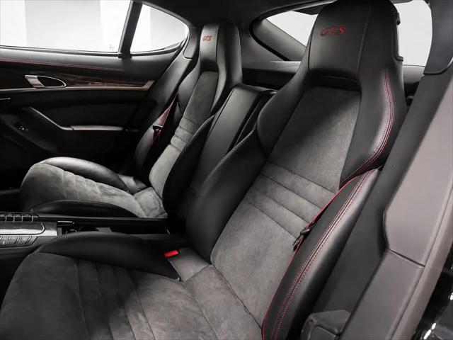 2016 Porsche Panamera GTS