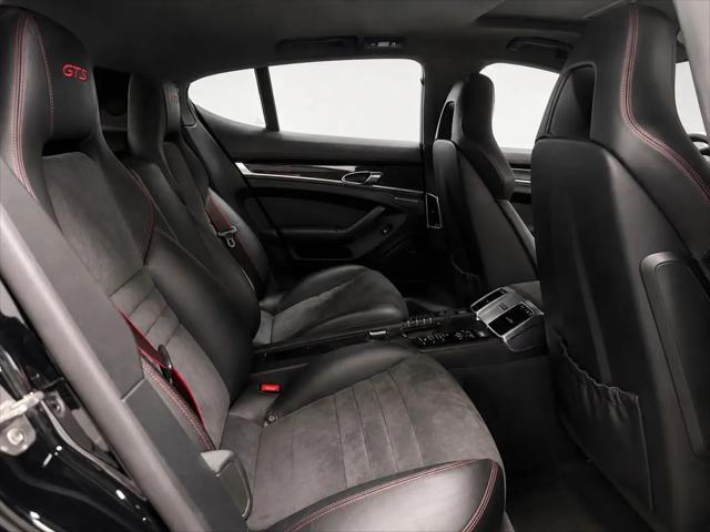 2016 Porsche Panamera GTS