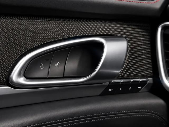 2016 Porsche Panamera GTS
