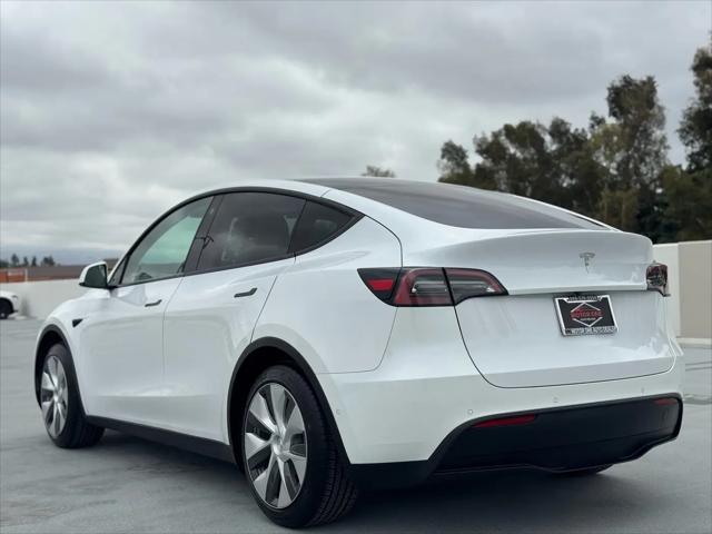 2021 Tesla Model Y Standard Range Rear-Wheel Drive