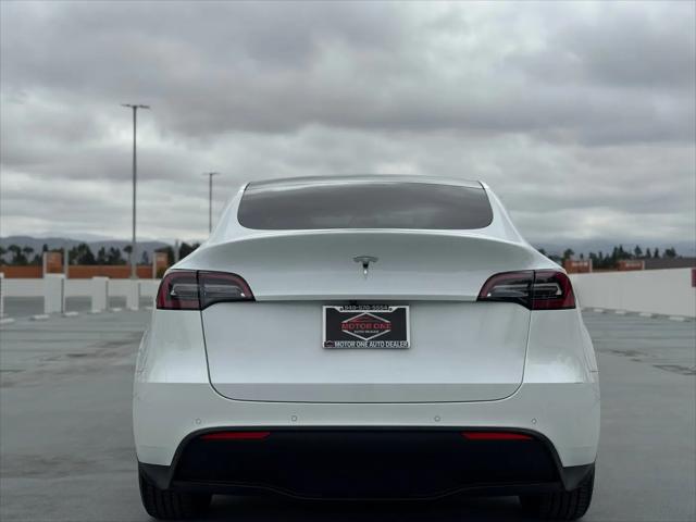 2021 Tesla Model Y Standard Range Rear-Wheel Drive