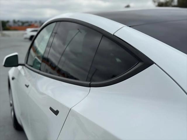 2021 Tesla Model Y Standard Range Rear-Wheel Drive