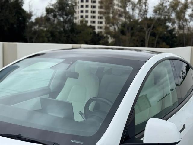 2021 Tesla Model Y Standard Range Rear-Wheel Drive