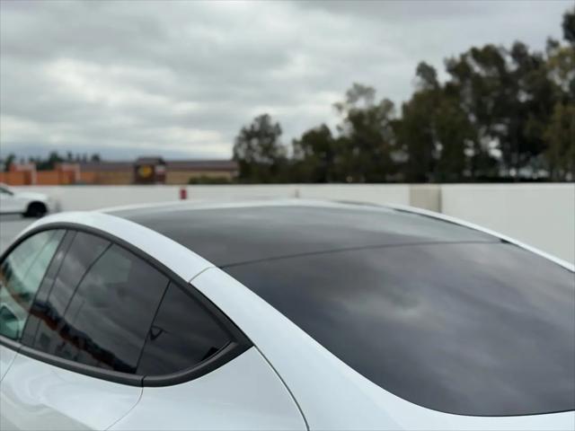 2021 Tesla Model Y Standard Range Rear-Wheel Drive