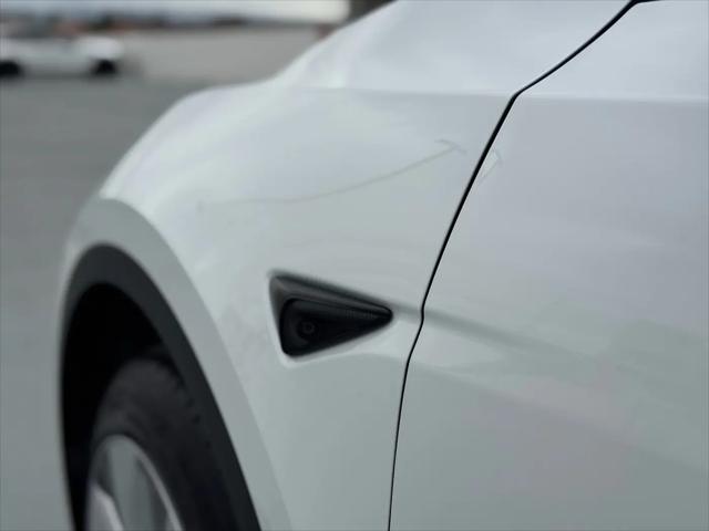 2021 Tesla Model Y Standard Range Rear-Wheel Drive