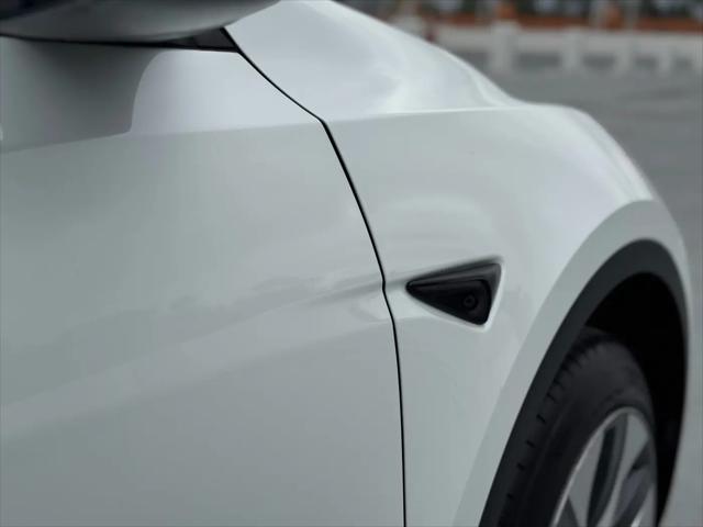 2021 Tesla Model Y Standard Range Rear-Wheel Drive