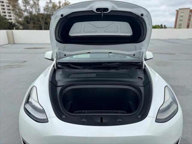 2021 Tesla Model Y Standard Range Rear-Wheel Drive