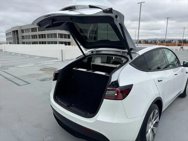 2021 Tesla Model Y Standard Range Rear-Wheel Drive