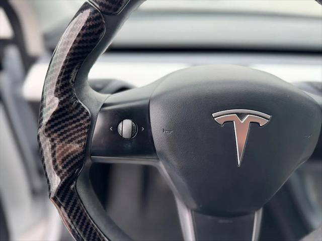 2021 Tesla Model Y Standard Range Rear-Wheel Drive