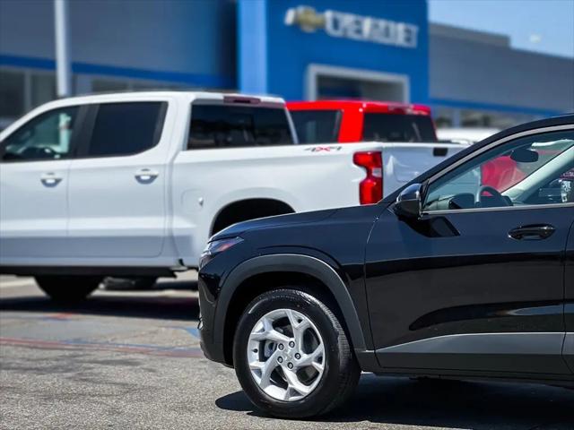 2026 Chevrolet Trax FWD LS