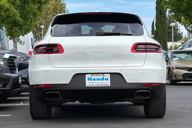 2017 Porsche Macan Macan