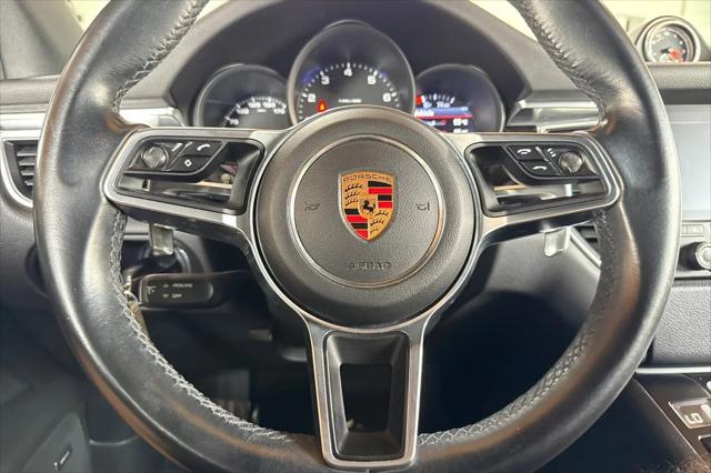 2017 Porsche Macan Macan