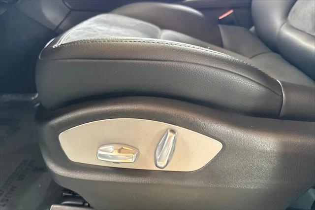 2017 Porsche Macan Macan