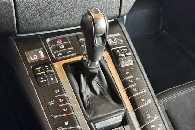 2017 Porsche Macan Macan