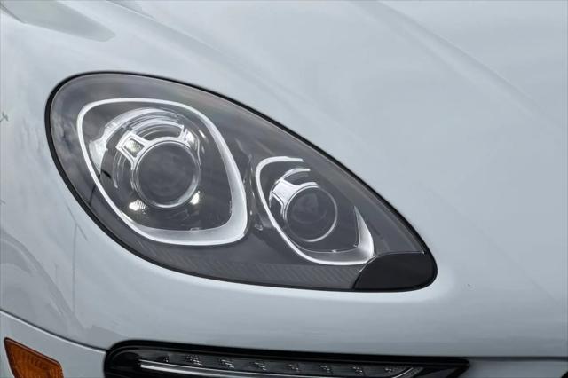 2017 Porsche Macan Macan