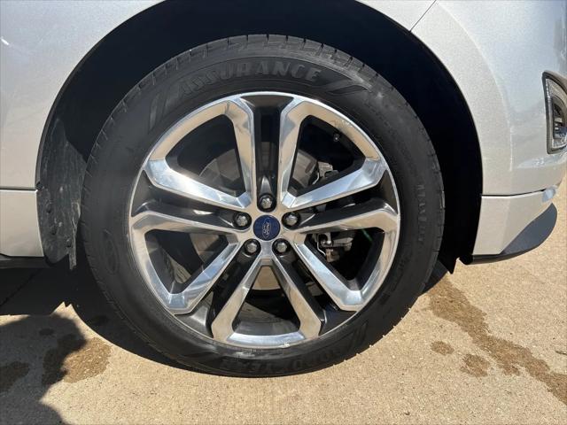 2017 Ford Edge Sport