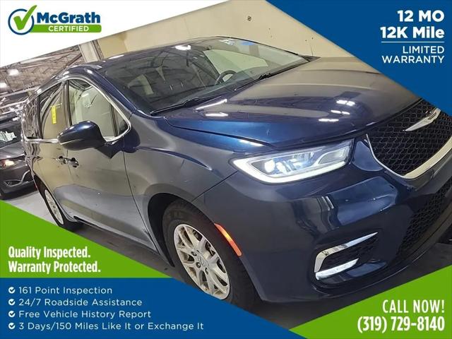 2023 Chrysler Pacifica Touring L for sale in Dubuque, IA
