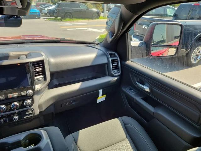 2026 Ram 1500 Express Crew Cab 4x4 57 Box