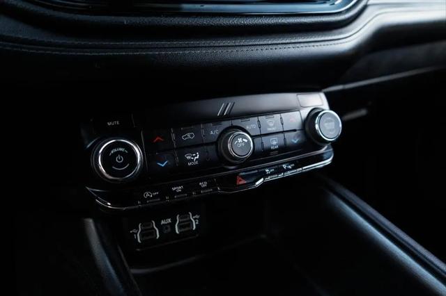 2023 Dodge Durango SXT Launch Edition RWD