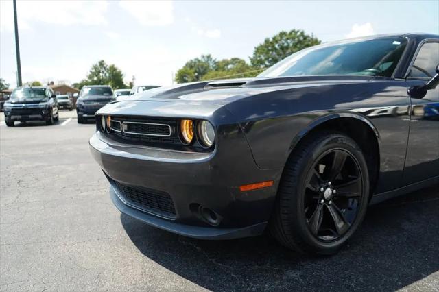 2017 Dodge Challenger SXT