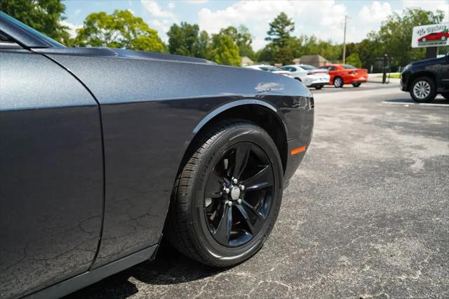 2017 Dodge Challenger SXT