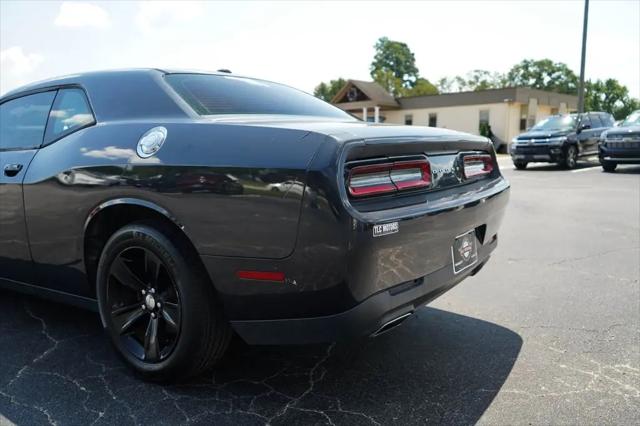 2017 Dodge Challenger SXT
