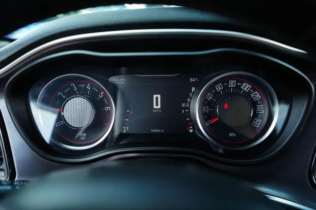 2017 Dodge Challenger SXT