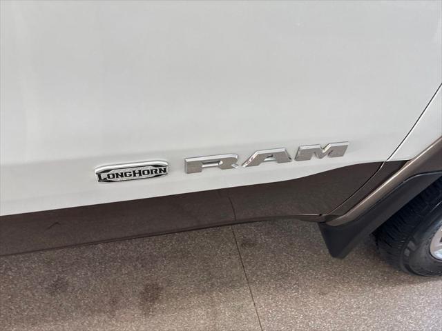 2020 Ram 1500 Laramie Longhorn Crew Cab 4x4 5'7" Box