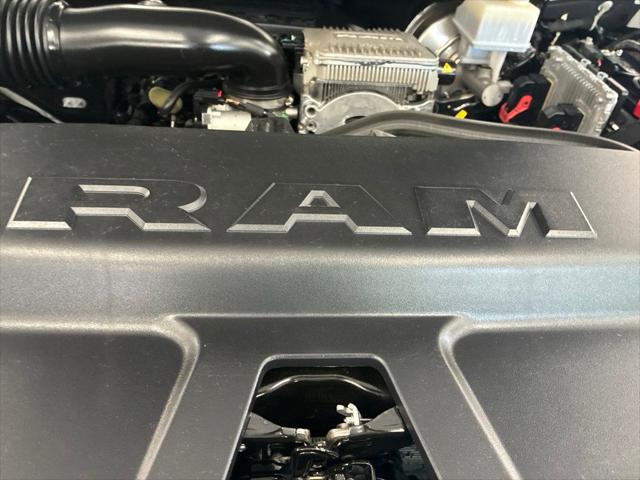 2020 Ram 1500 Laramie Longhorn Crew Cab 4x4 5'7" Box