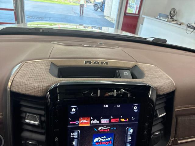 2020 Ram 1500 Laramie Longhorn Crew Cab 4x4 5'7" Box