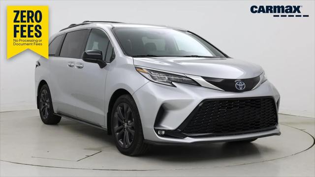 2022 Toyota Sienna XSE for sale in Warrensville Heights, OH