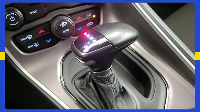 2021 Dodge Challenger SXT