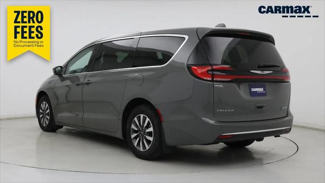 2022 Chrysler Pacifica Hybrid Touring L for sale in Oak Lawn, IL