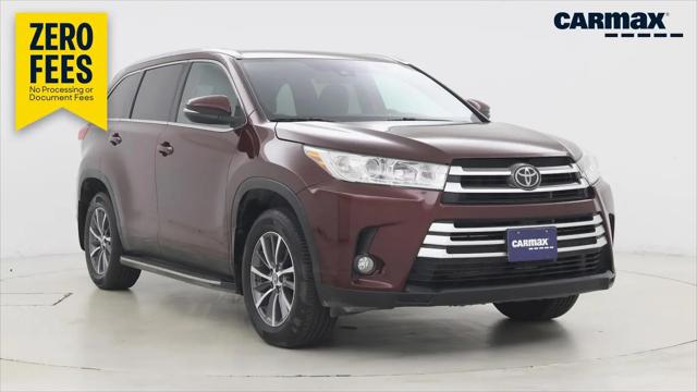 2019 Toyota Highlander XLE for sale in Houston, TX