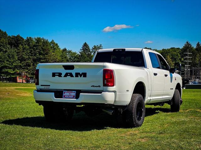 2026 RAM 3500 Big Horn Crew Cab 4x4 8 Box 2026 RAM 3500 Big Horn Crew Cab 4x4 8 Box