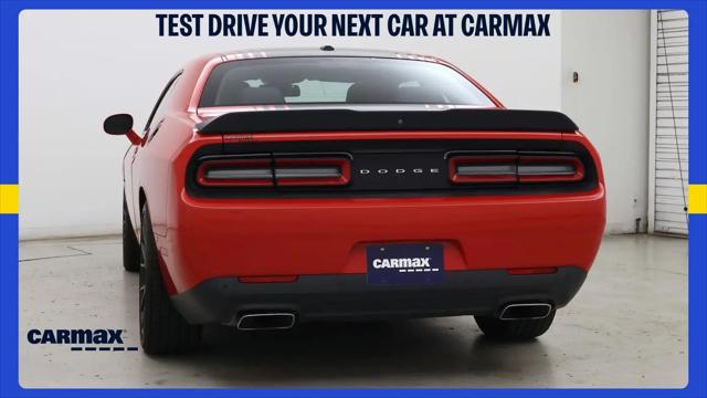 2015 Dodge Challenger R/T Shaker