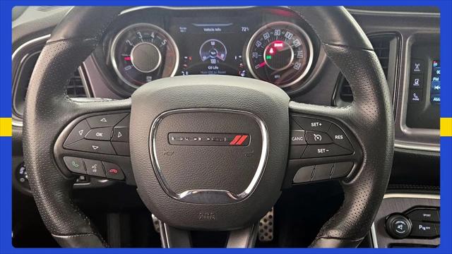2015 Dodge Challenger R/T Shaker